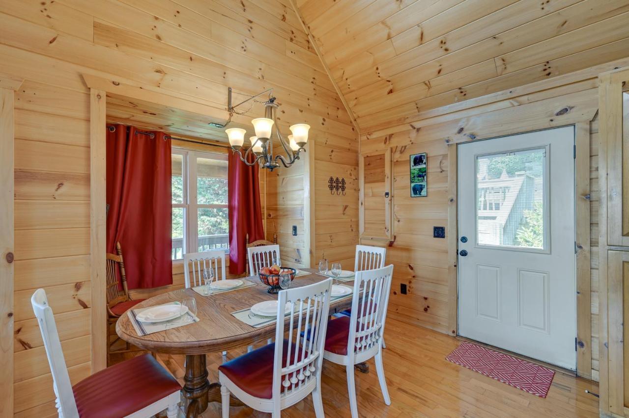 Warm And Cozy Cabin With Deck On Top Of The Blue Ridge Fancy Gap Bagian luar foto