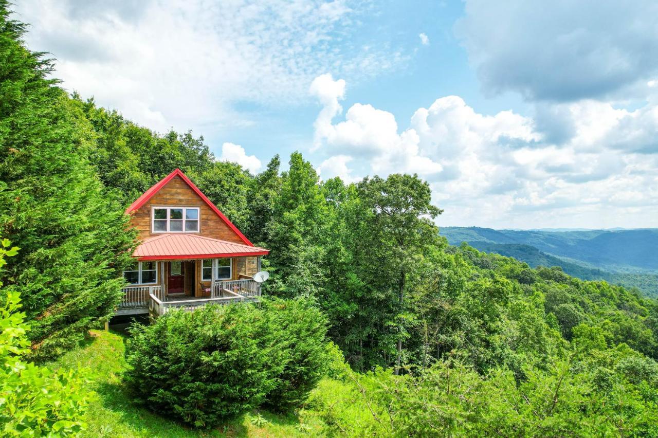 Warm And Cozy Cabin With Deck On Top Of The Blue Ridge Fancy Gap Bagian luar foto