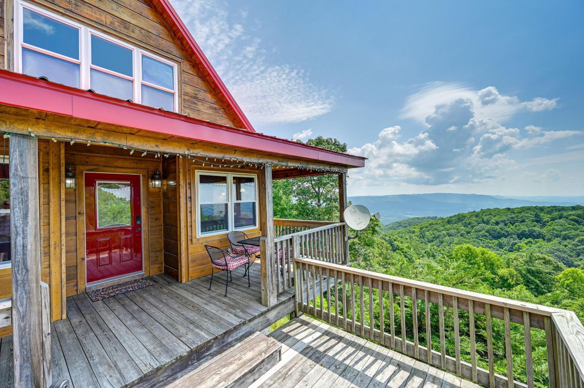 Warm And Cozy Cabin With Deck On Top Of The Blue Ridge Fancy Gap Bagian luar foto